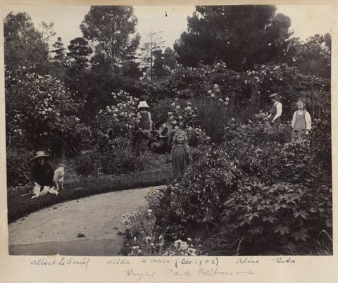 Le Souef children in gardens of Royal Park, Melbourne, 1902
