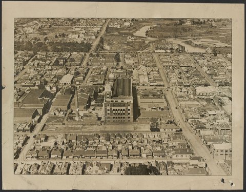 Aerial view showing Bryant & May factory in Richmond, Vic, 1930–50