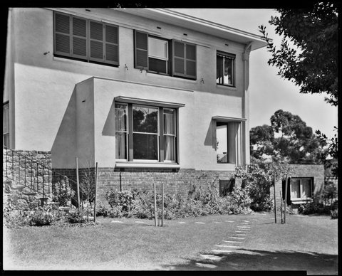[Exterior view of apartments in Toorak], 1930s