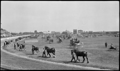 View of the Grand Parade, possibly Melbourne Showgrounds, Victoria, 1920–30