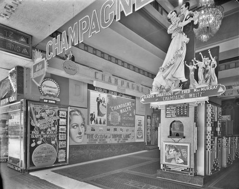 Paramount's Capitol Theatre, Swanston Street, Melbourne, c. 1950