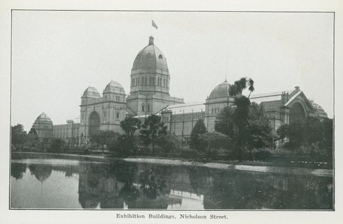 "Folding souvenir of Melbourne, 17 artistic, up-to-date views of public buildings (series no. 4)", 1920s