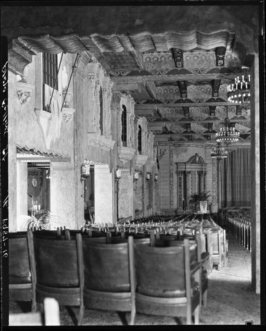 Interior views of Plaza Theatre, Collins Street, Melbourne, 1940s