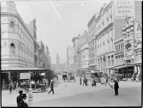 Elizabeth Street looking south towards Flinders Street Railway Station from Bourke Street, 1914–18