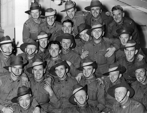 Medical examinations of returned soldiers at Caulfield Military Camp, c. 1941