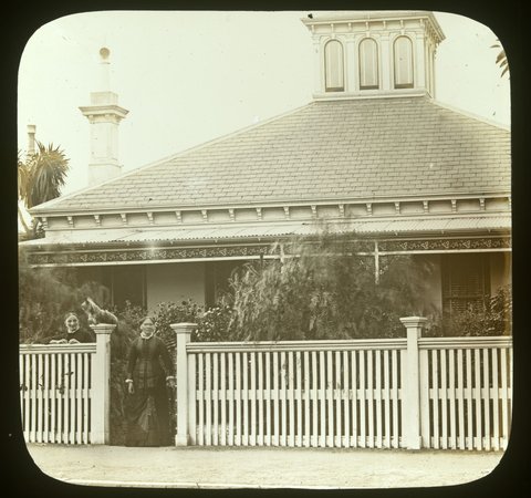 House in Charnwood Crescent, St. Kilda, 1880–1938