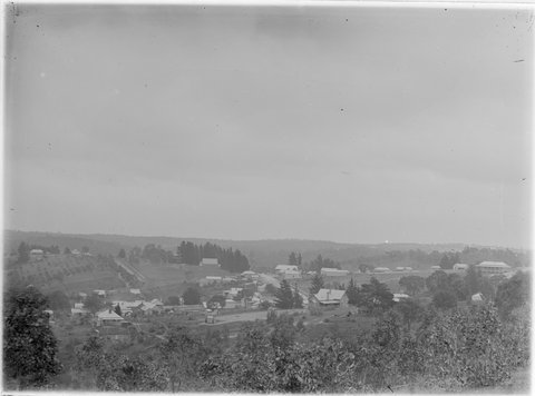 Elevated view of Diamond Creek, Victoria, 1910–18