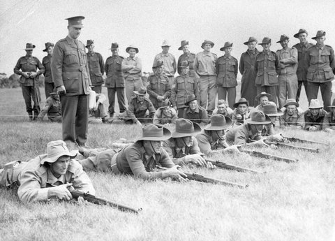 Soldiers in training at Royal Park, 1939–45
