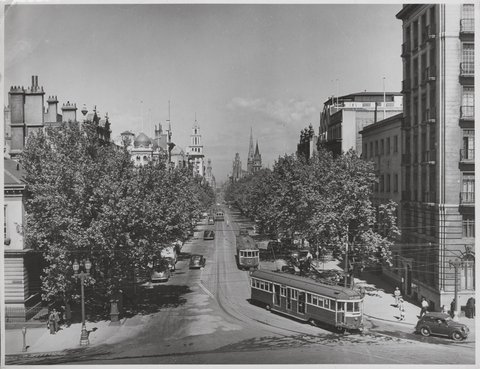 Tree-lined Collins Street, looking west from Spring Street, 1945–54