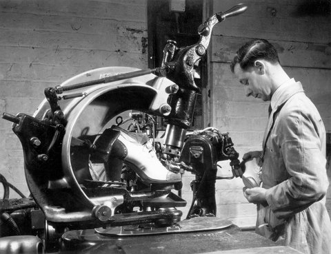 Bedggood shoe factory, East Melbourne, 1950