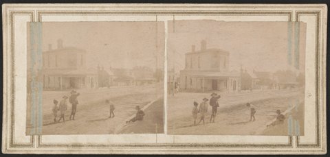 Children playing in a Melbourne street, 1900–10