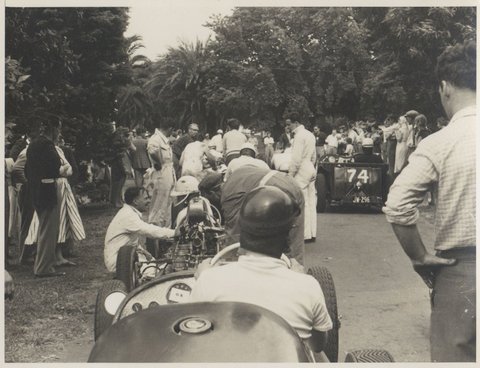 Cars and teams in pits, Albert Park?, 1953?