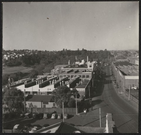 Aerial view along Victoria Street, Abbotsford, 1940–50