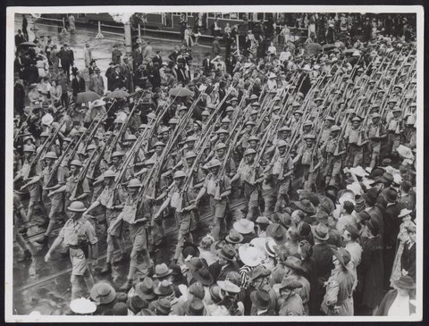 A.I.F. men in tropical gear marching, Melbourne, Vic, 1941