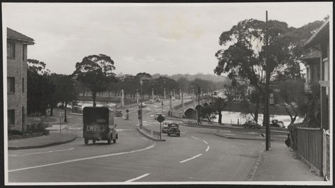 Punt Road Bridge, Richmond, Victoria, 1950–54