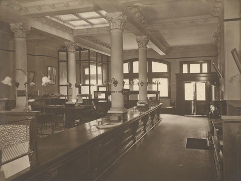 Huddart Parker & Co.'s front office [Melbourne, Vic.], 1910–20
