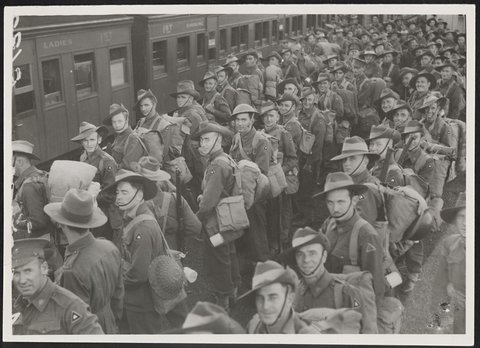 A.I.F. men at Spencer Street Railway Station, Melbourne, 1942