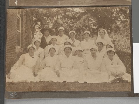 [Nurses, Hethersett Private Repatriation Hospital, Burwood, Vic.], 1914–20