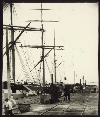 No. 18: Gellibrand Pier, Williamstown, 1890–1910
