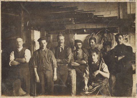 [Group portrait at W. H. Blakeley and Co., 115 Lonsdale Street, Melbourne], c. 1906