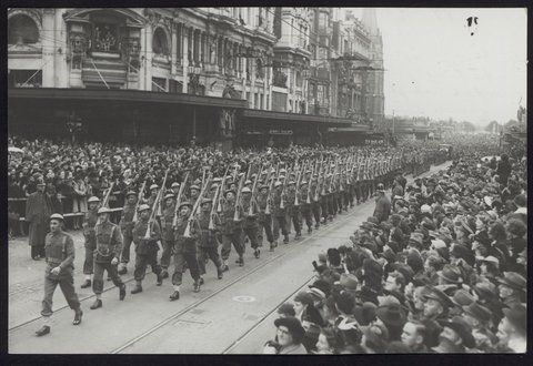 Men of the 17th Brigade, A.I.F. ... marching through Melbourne, 1942