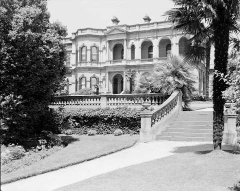 Exterior view of the front of Scotsburn, 554 Toorak Road, Toorak, c. 1937