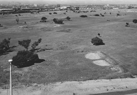 Aerial view of Fisherman's Bend looking north-easterly towards the city of Melbourne, 1920–40