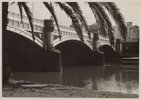 The Yarra River and Princes Bridge, 1950?