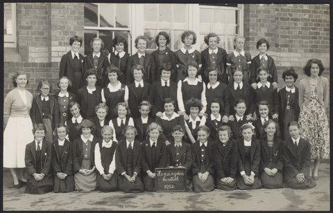 Kensington Central, 1952
