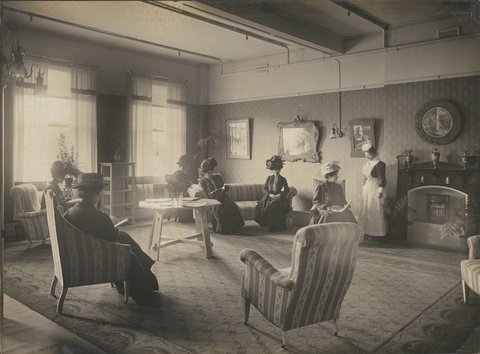 Ladies Room [Georges, Collins Street, Melbourne, Vic.], c. 1908
