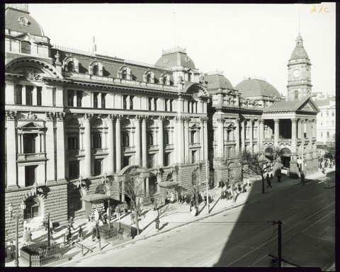 [Town Hall, Swanston Street, Melbourne, Victoria], 1930s