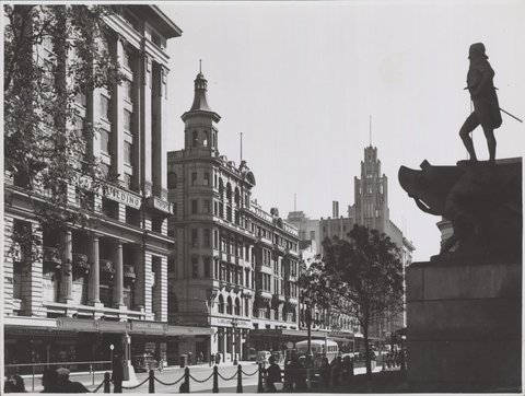 Swanston Street looking north west, Melbourne, Victoria, 1946–54