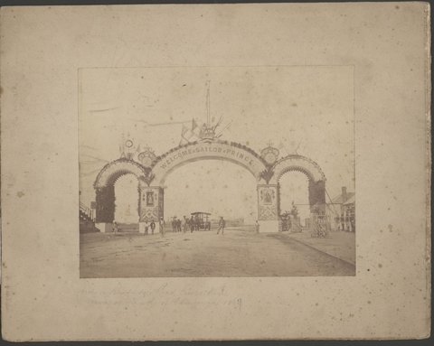 Arch in Sandridge Road, Emerald Hill [arrival?] of the Duke of Edinburgh, 1867