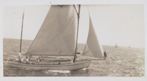 Gaff rigged sailing craft in Port Phillip Bay, 1920s