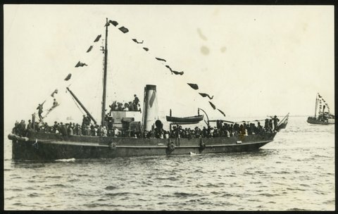 Steam tugs, Agnes & Minah, off Williamstown during the visit of The Duke of York, 1945–50