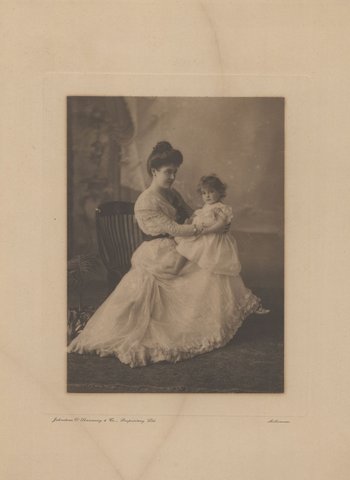 Mrs. Silvia Vallange with her daughter Hazel, taken in Melbourne, 1900?
