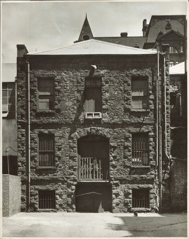 [Bluestone warehouse, Geddes Lane, Melbourne], c. 1953