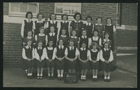 [Malvern Girls' School, form 2E, 1949]