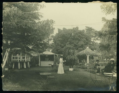 Oakrood Tea Gardens, St. Kilda, 1910–30