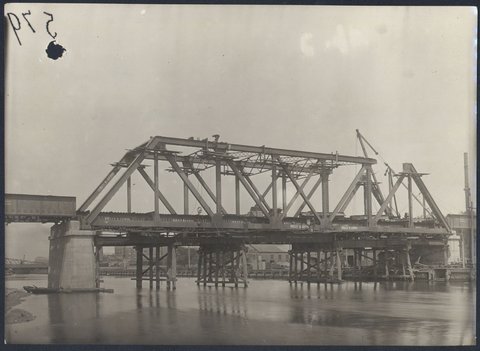 South Kensington to West Footscray. Maribyrnong River bridge general views, 1928