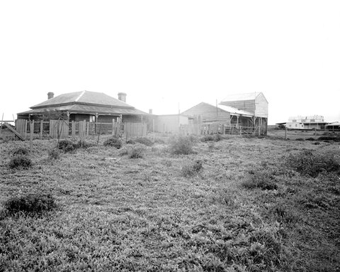 All-white Poultry Farm house and outbuildings on the site of the Coburg Housing Estate, 1945–49
