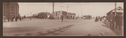 The intersection of Flinders and Swanston Streets, Melbourne, 1891–1900