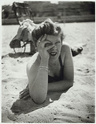 Joy Hester at St. Kilda beach, Melbourne 1945