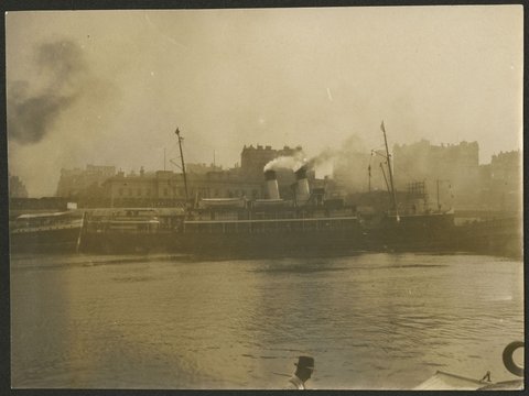 Mourilyan' at Portarlington ; S. S. Mourilyan Melbourne, 1914