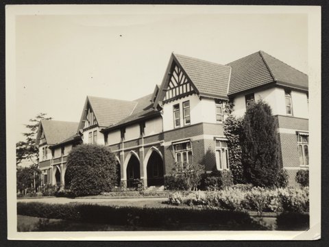 McMeckan Building, Scotch College, Hawthorn, Victoria, 1915–28