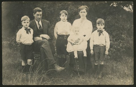 Taylor Family Blackburn- 1920's, 1920–27