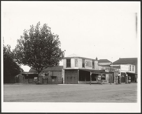 Carpenter's Garage, Ferguson Street, Williamstown, 1946–49