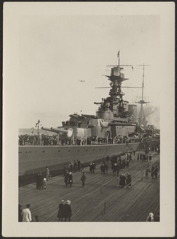 Public visit to Princes Pier, Port Melbourne, to see naval ships of the Special Service Squadron during their stay in Port Philip, 1924