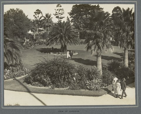 Garden Party by His Worship the Mayor and Mayoress of Williamstown, 1922