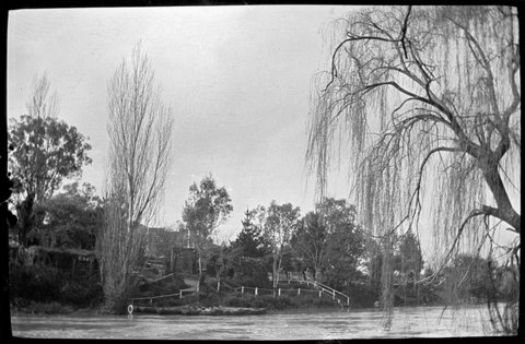 Collection of flexible base negatives showing the Yarra River in flood, 1920–30